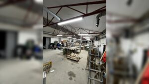 LED-besparelse · Snedkerværksted Investeringsanalyse · CRAWER LED 60W Linear vs. T8 lysstofrør LED-besparelse · Snedkerværksted Investeringsanalyse · CRAWER LED 60W Linear vs. T8 lysstofrør